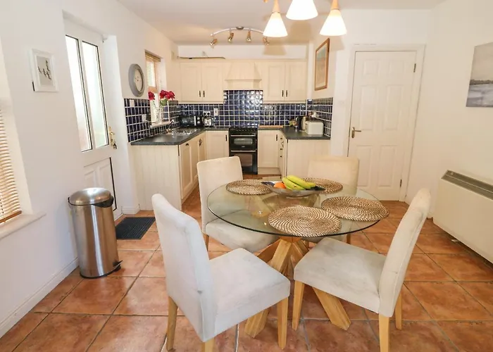 1 Closheen Lane * Rosscarbery